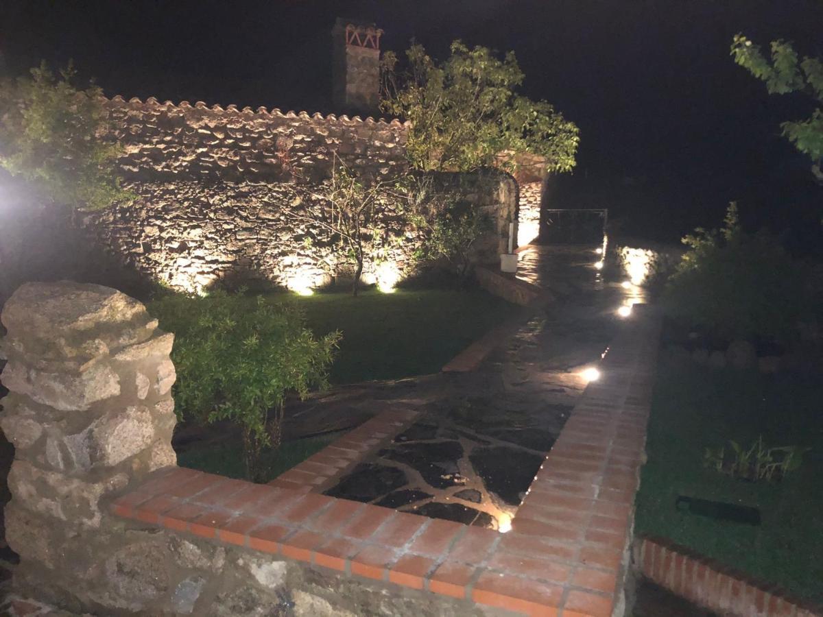 Casa - Apartamento Rural La Tahona Del Abuelo Plasenzuela Εξωτερικό φωτογραφία